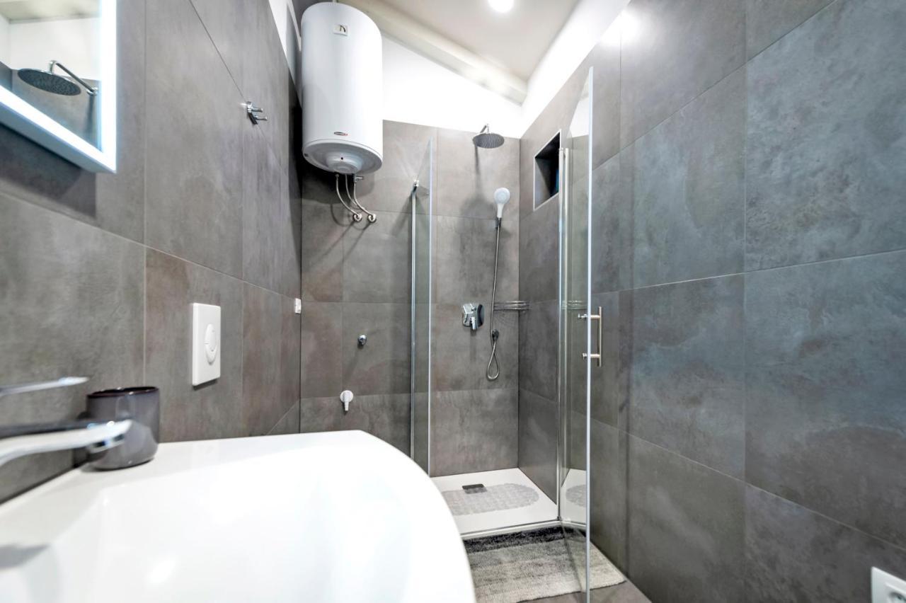 Deluxe Apartments A&A - 2 Rovinj Exterior foto