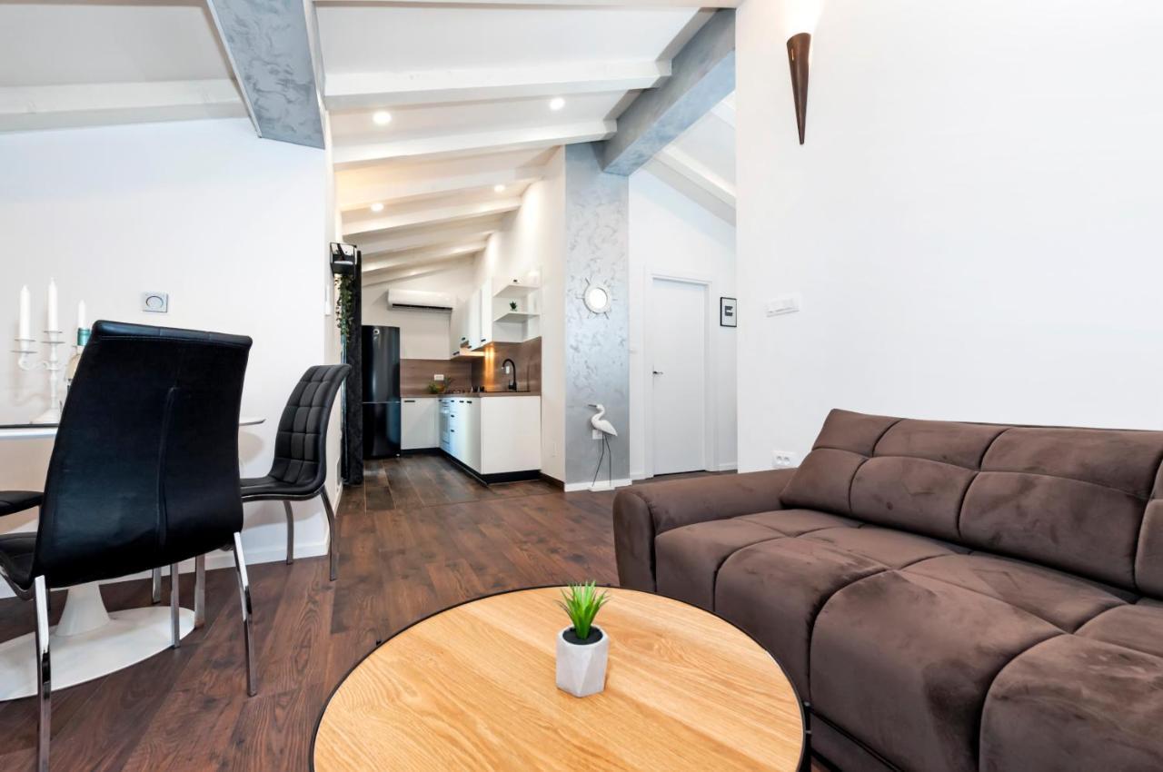 Deluxe Apartments A&A - 2 Rovinj Exterior foto